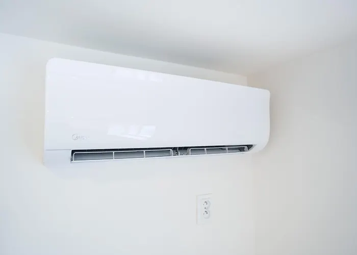 דירה Attic